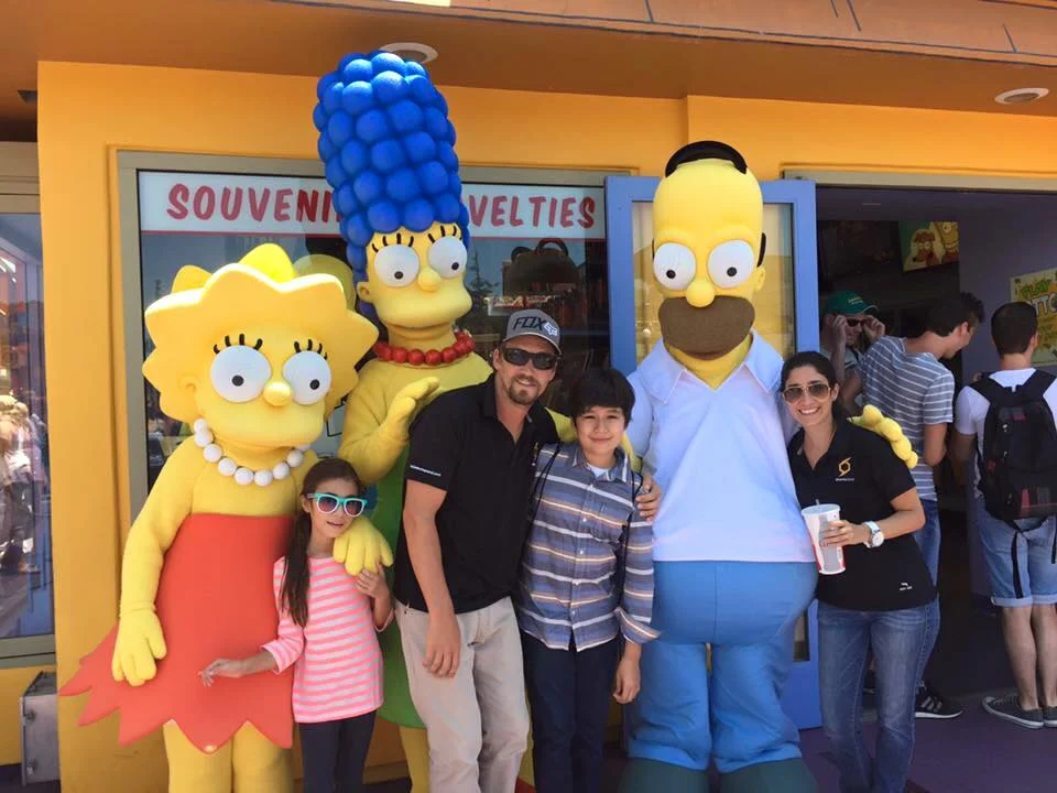 The family with Simpsons characters in California